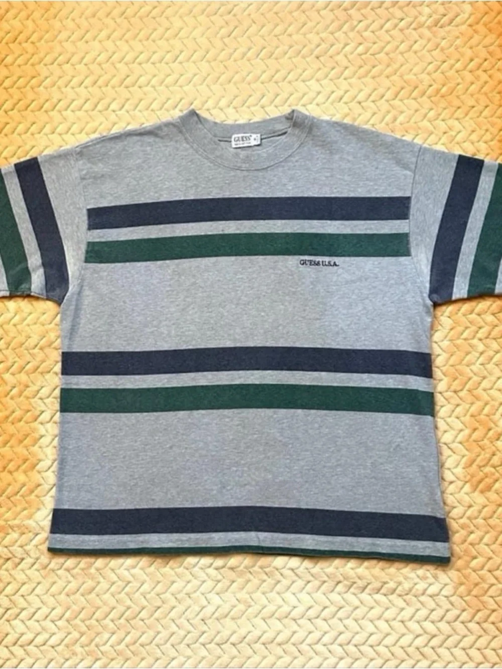 Vintage 1990s Guess Grey Striped Crewneck Tee - Grey, Green & Navy medium - Picture 3 of 6